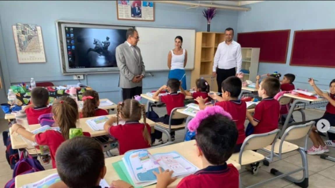llçe Milli Eğitim Müdürümüz Sayın Şerafettin YAPICI; Okulumuz  Sazlıköy Hacı Halil Paşa İlk/Ortaokulunu ziyaret etti